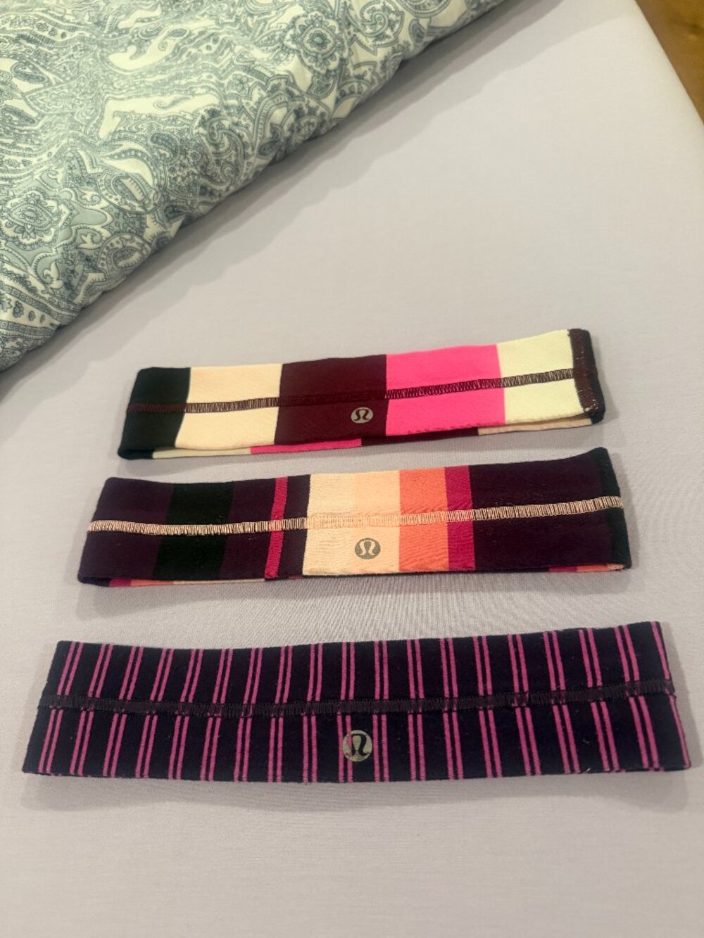 LOT OF 3 WOMEN'S LULULEMON TAMER FLY AWAY HEADBANDS NO SLIP PINK PURPLE STRIPE